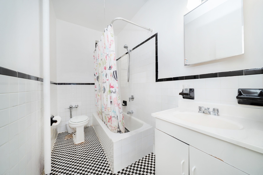 635 West 170th Street - Photo 3