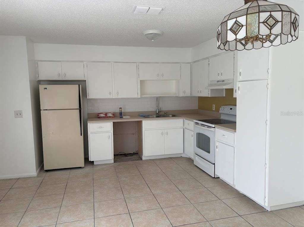 7467 Mead Drive - Photo 2