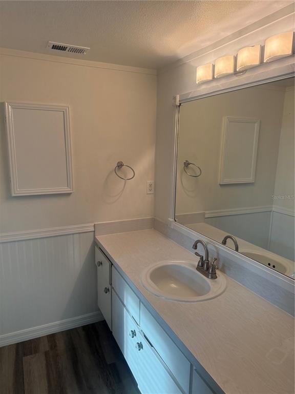 1100 E Bay Drive - Photo 6