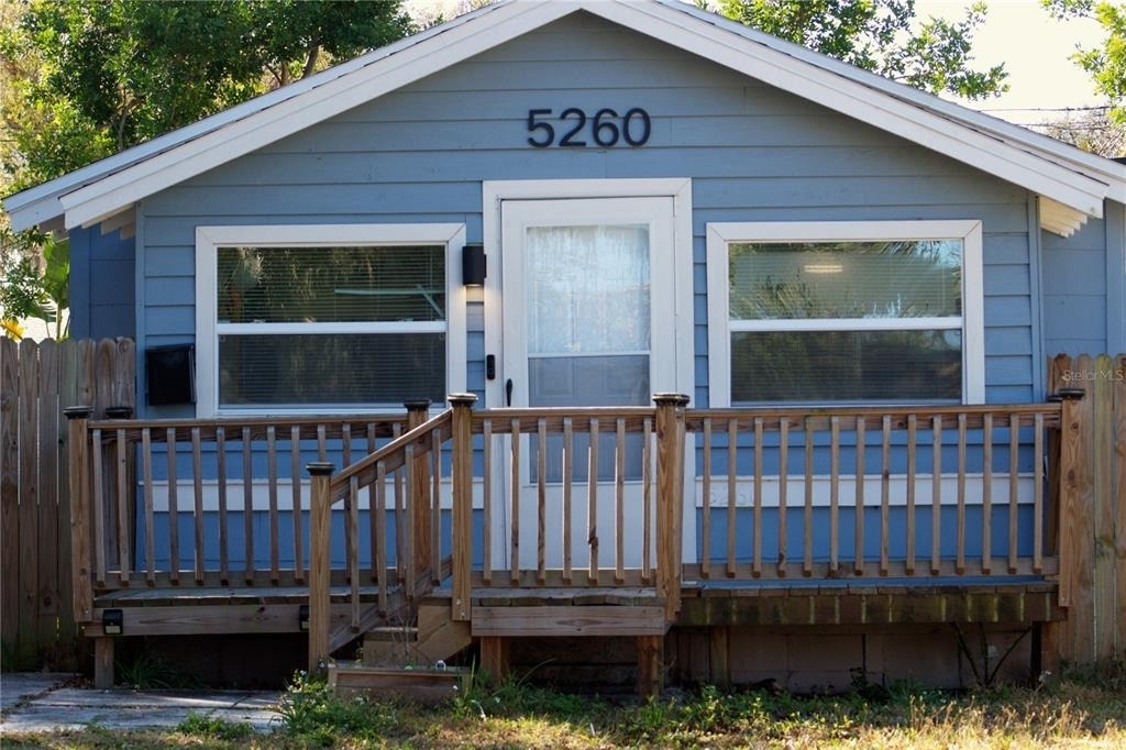 5260 8th Avenue N - Photo 0