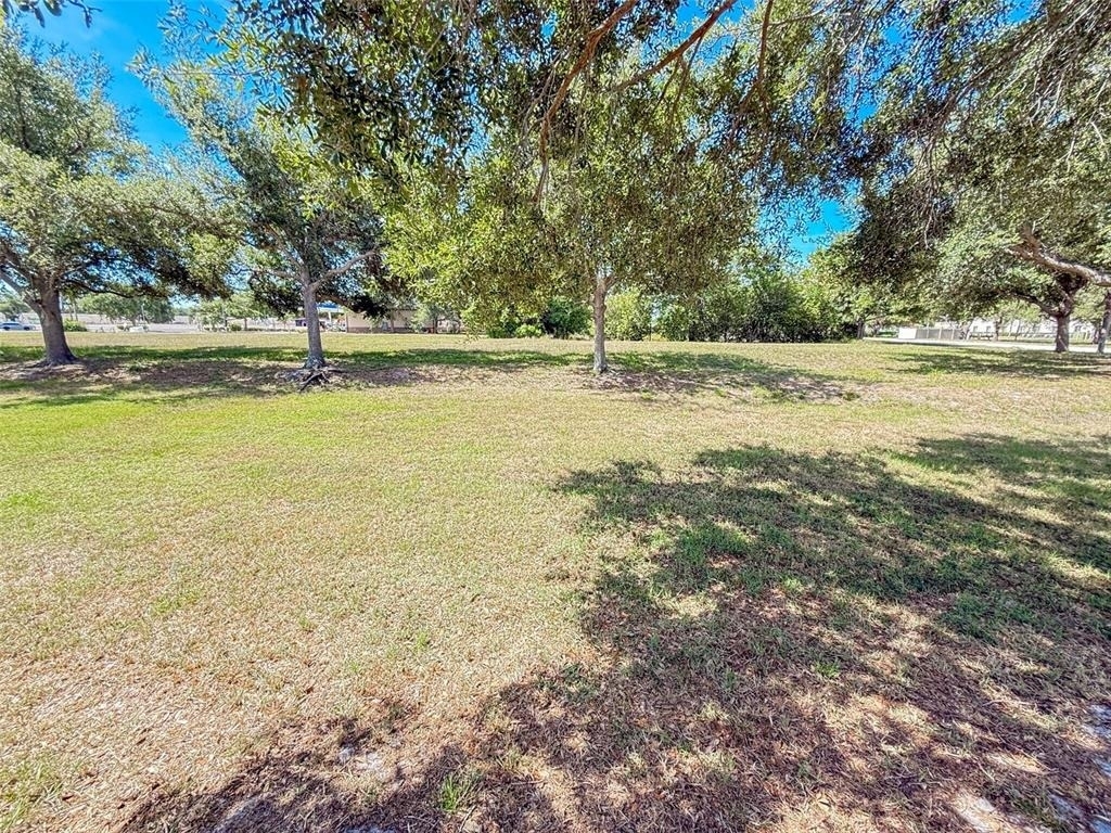 317 28th Street W - Photo 15