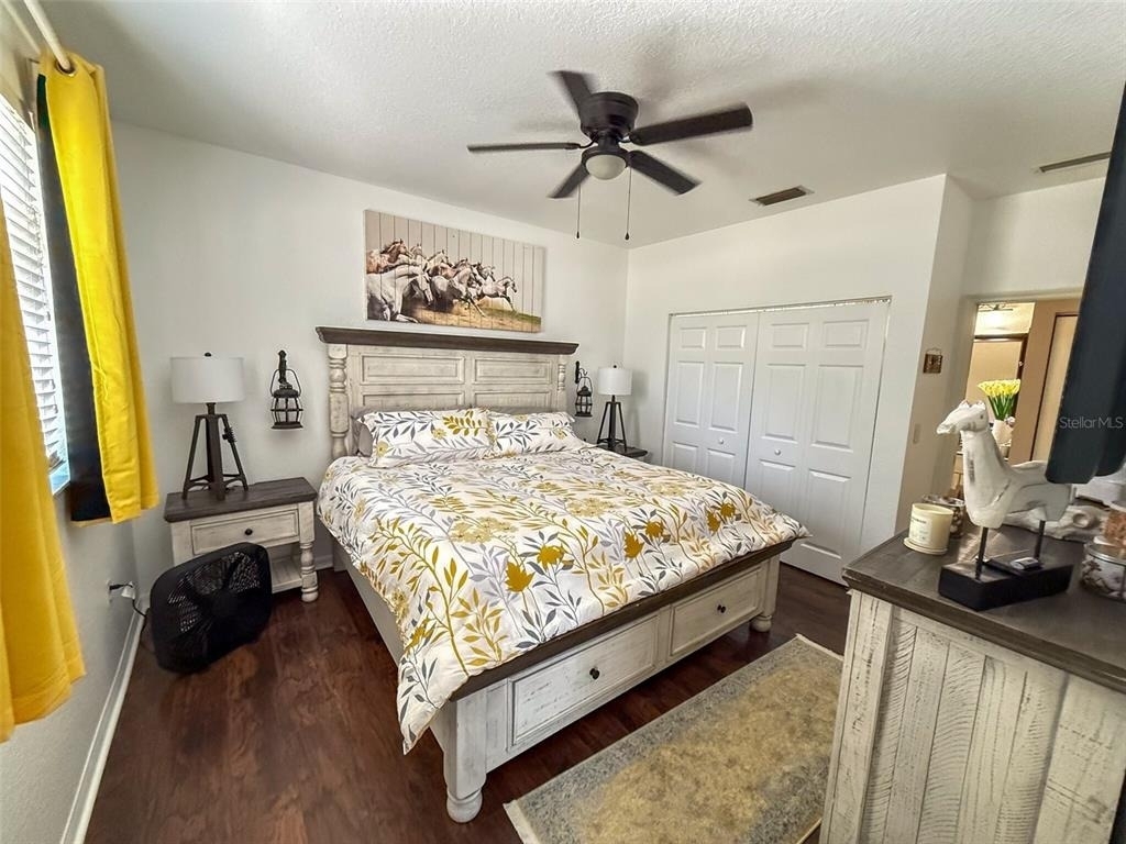 317 28th Street W - Photo 10