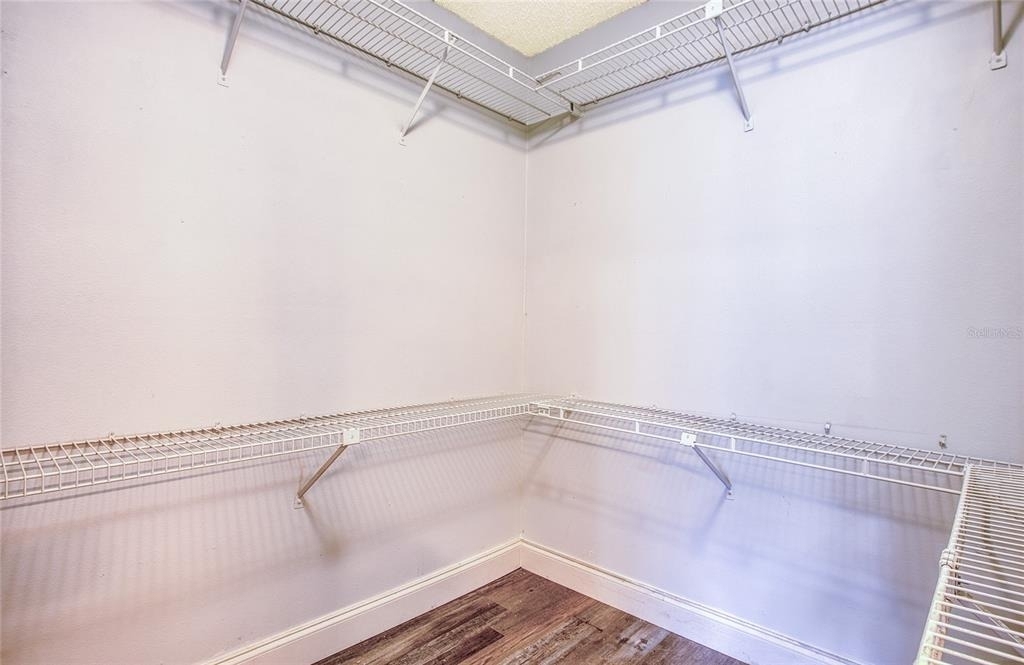 2390 Bentley Dr - Photo 26