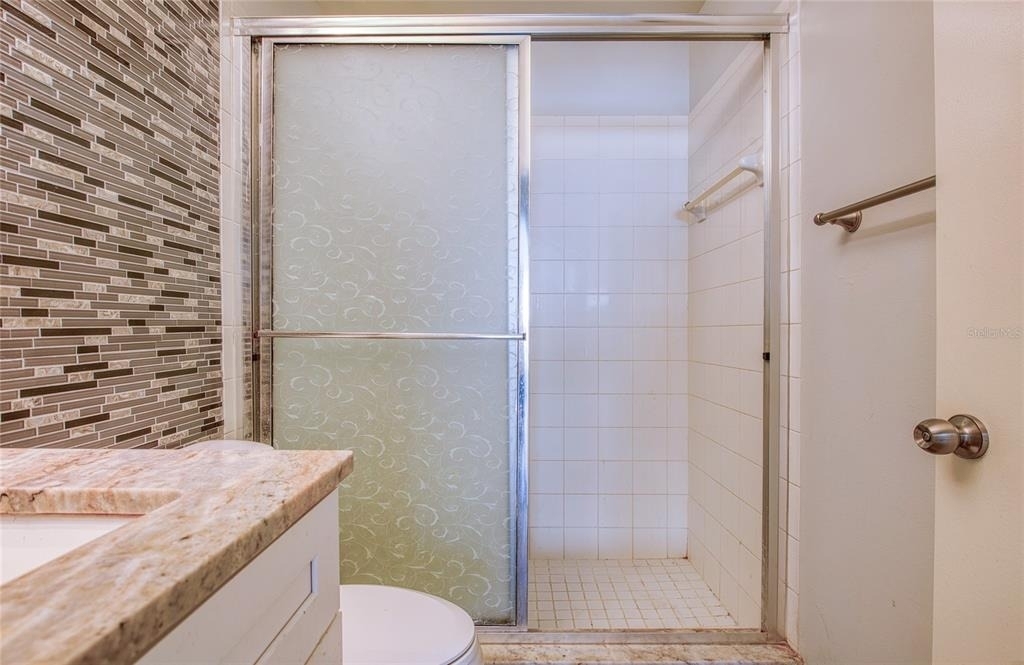 2390 Bentley Dr - Photo 31
