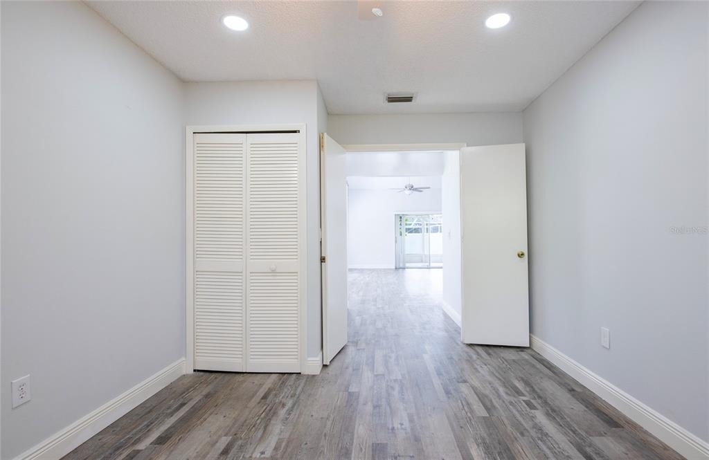 2390 Bentley Dr - Photo 32