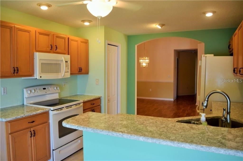 29530 Waggle Drive - Photo 3