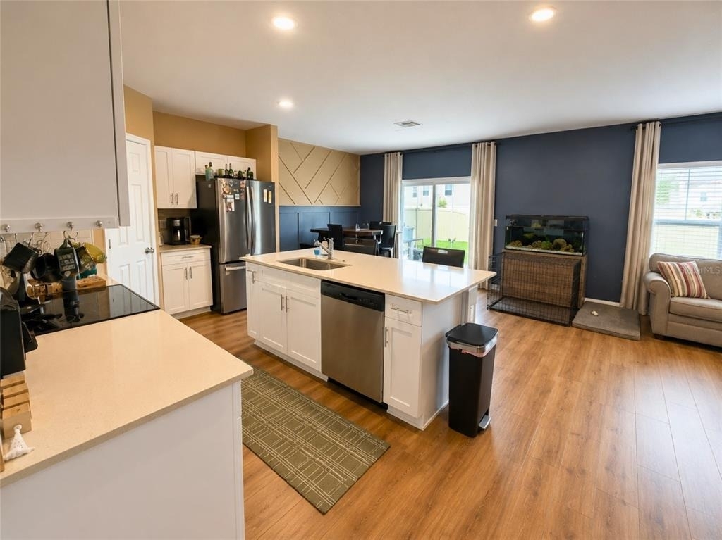 1352 Derry Avenue - Photo 7