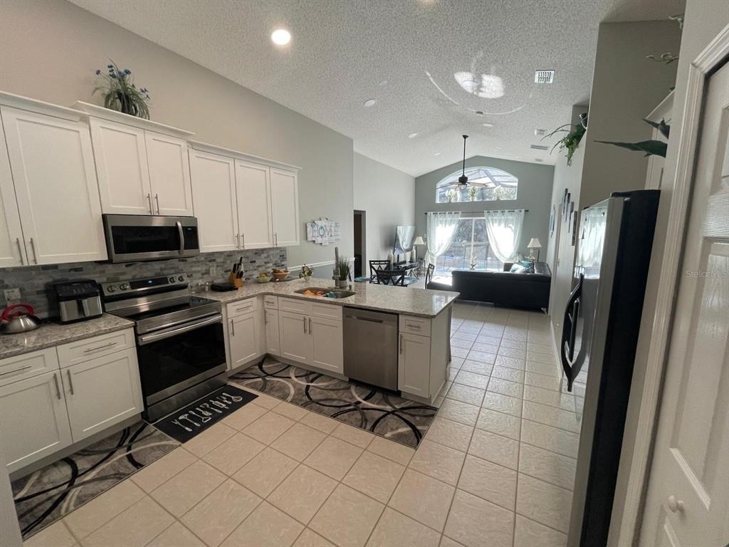 144 Madiera Beach Boulevard - Photo 10