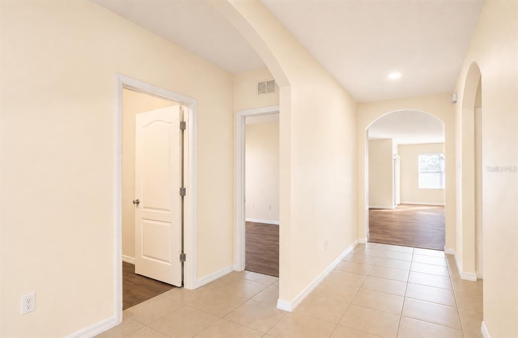 1865 Jackson Oaks Drive - Photo 2