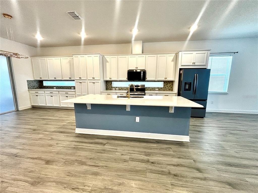 13456 Laxness Street - Photo 11