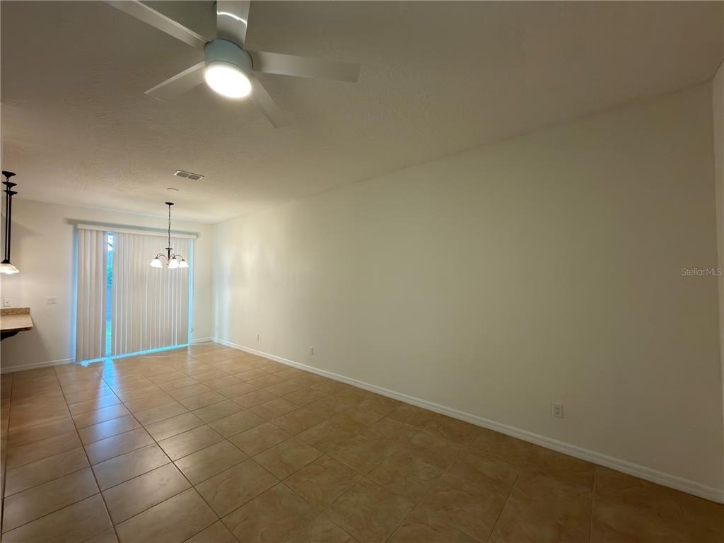 1036 Laurel Ridge Lane - Photo 3