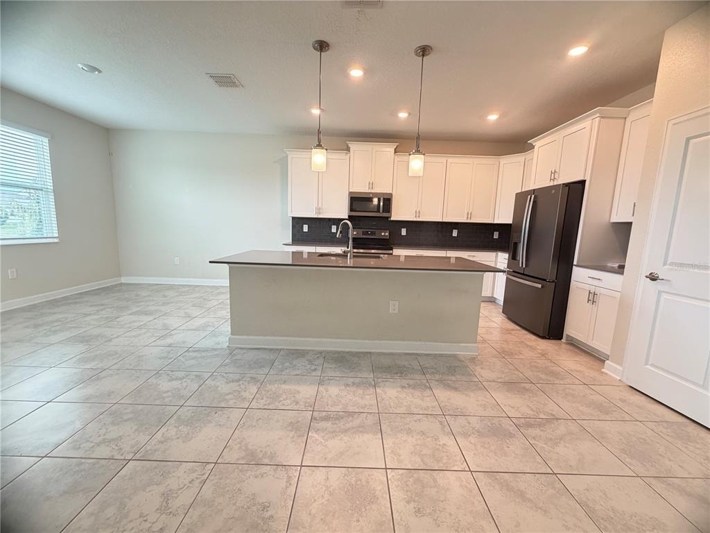 4921 Lotta Court - Photo 2