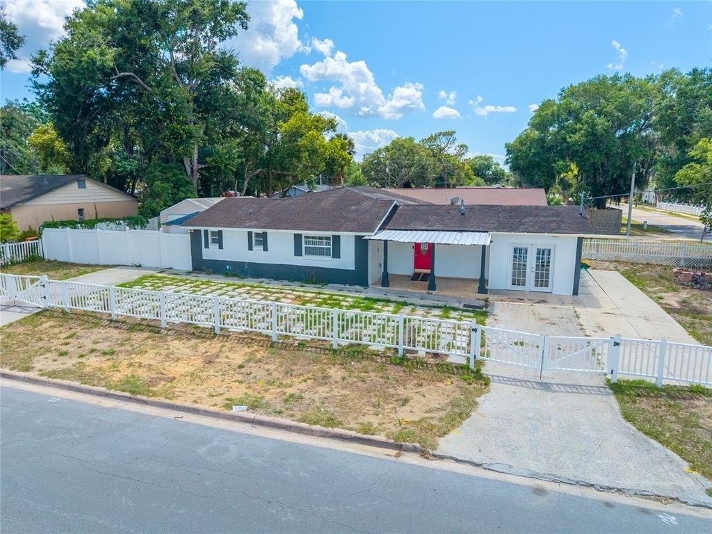 1230 E 1st Avenue - Photo 1
