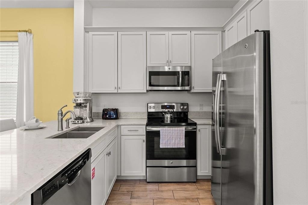 8005 Sand Bar Drive - Photo 7
