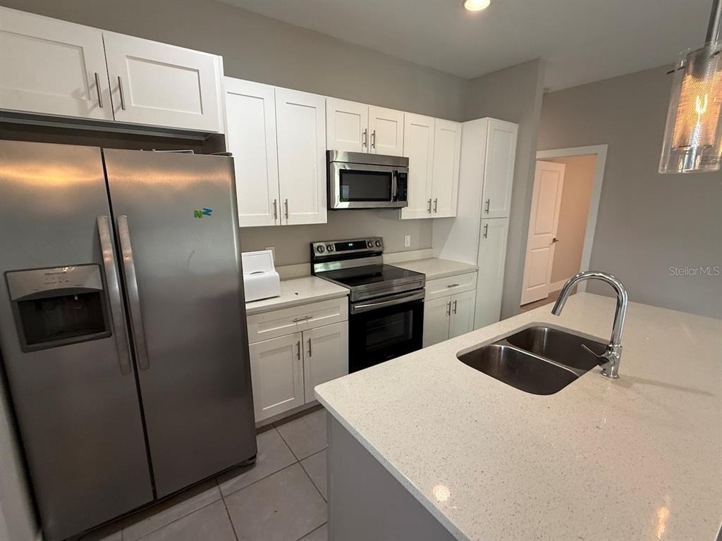 105 Zinnia Lane W - Photo 5