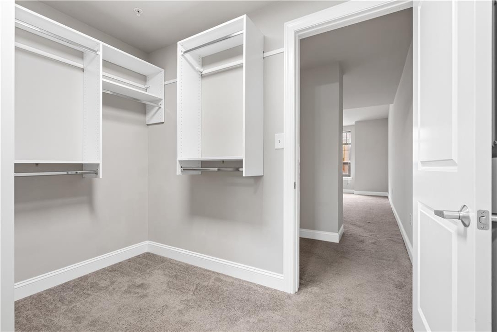 822 W Hamilton Street - Photo 28