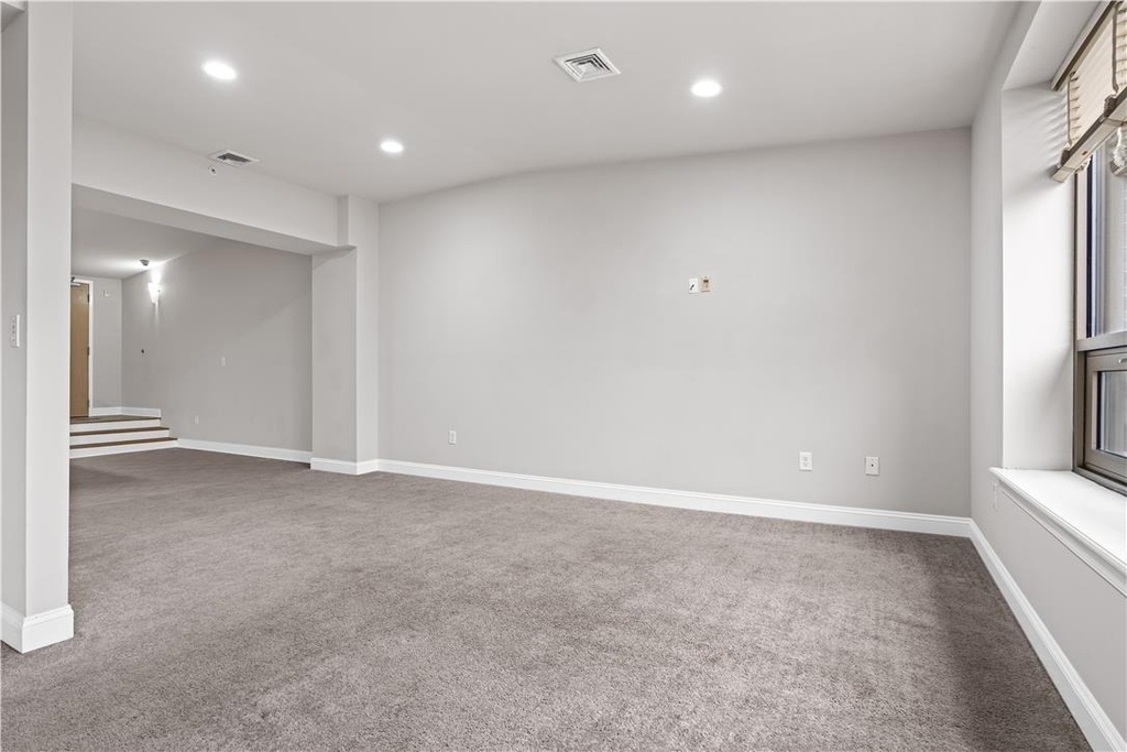 822 W Hamilton Street - Photo 24