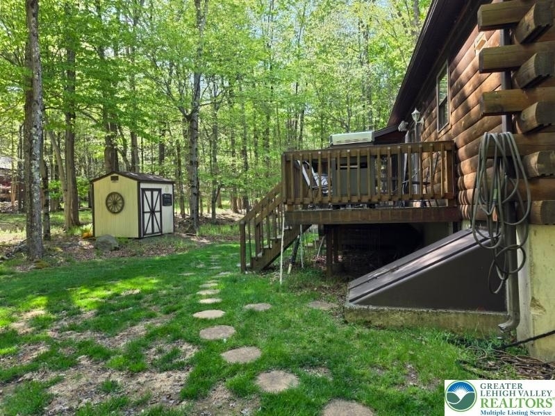 1037 Maplewood Drive - Photo 7