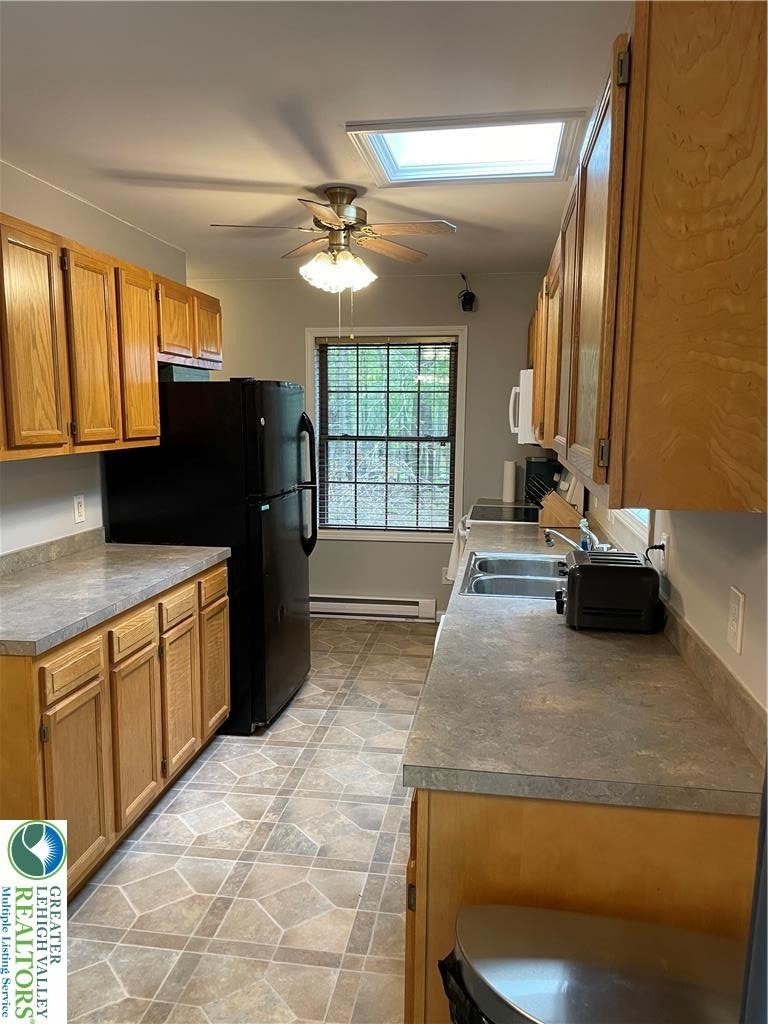 1037 Maplewood Drive - Photo 16