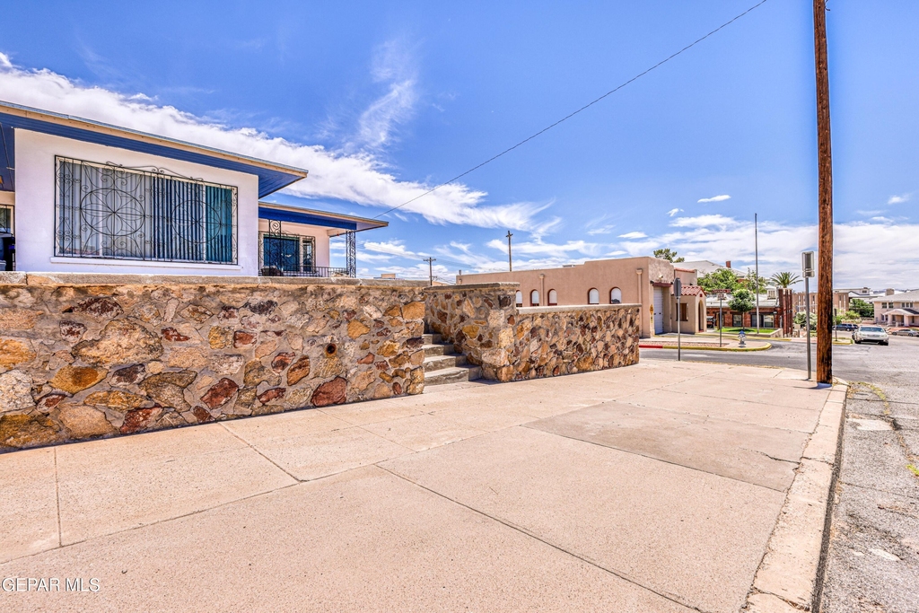 1300 Randolph Drive - Photo 2