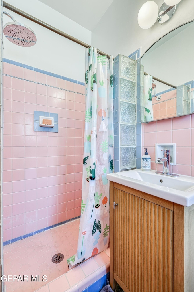1300 Randolph Drive - Photo 47