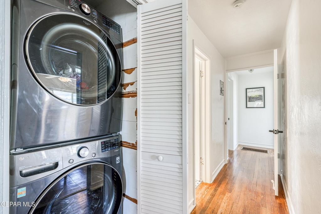 1300 Randolph Drive - Photo 32