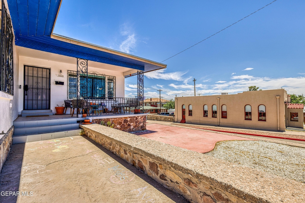 1300 Randolph Drive - Photo 4