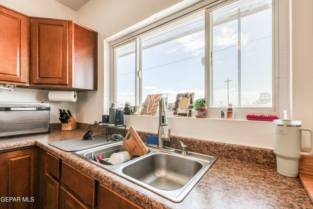 1300 Randolph Drive - Photo 25
