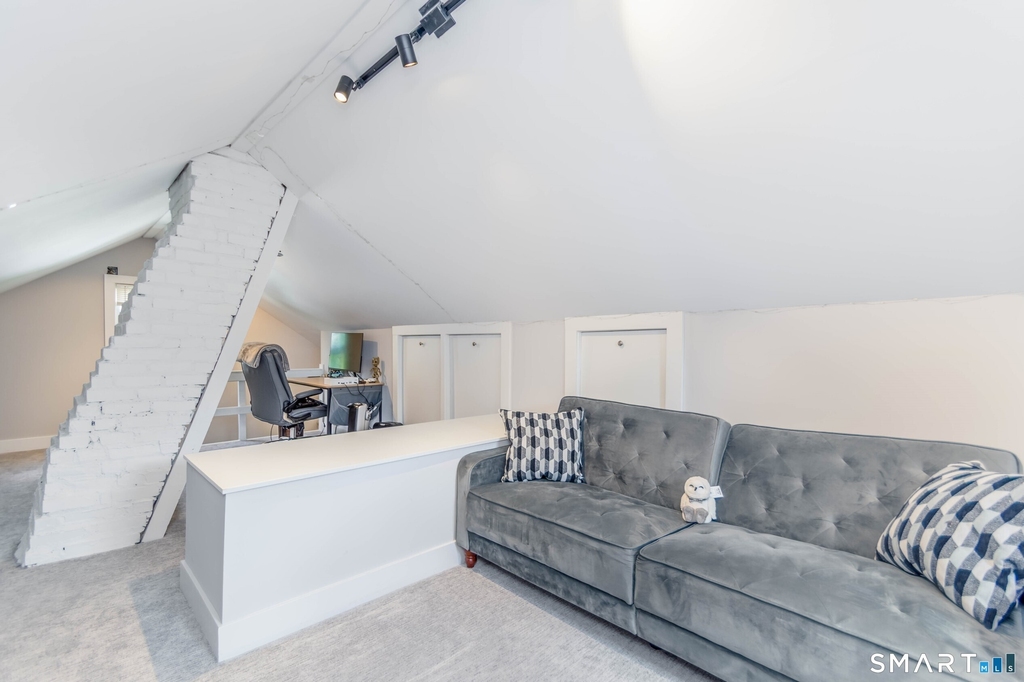 254 Homeland Street - Photo 20