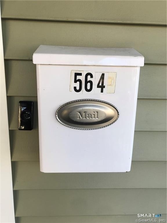 564 Midland Street - Photo 2