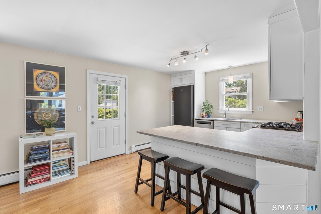 71 Belmont Street - Photo 8