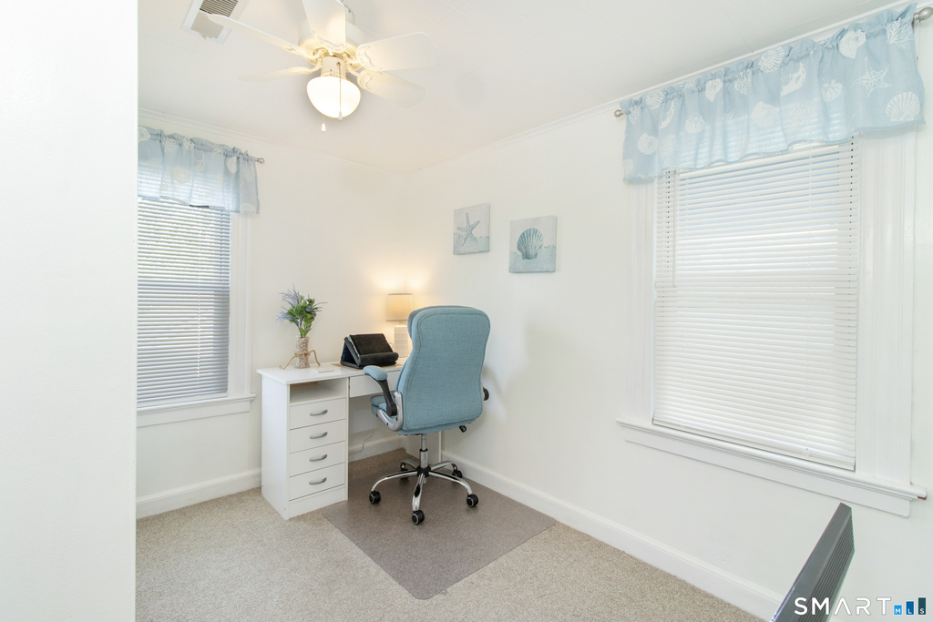 37 Lawrence Avenue - Photo 26