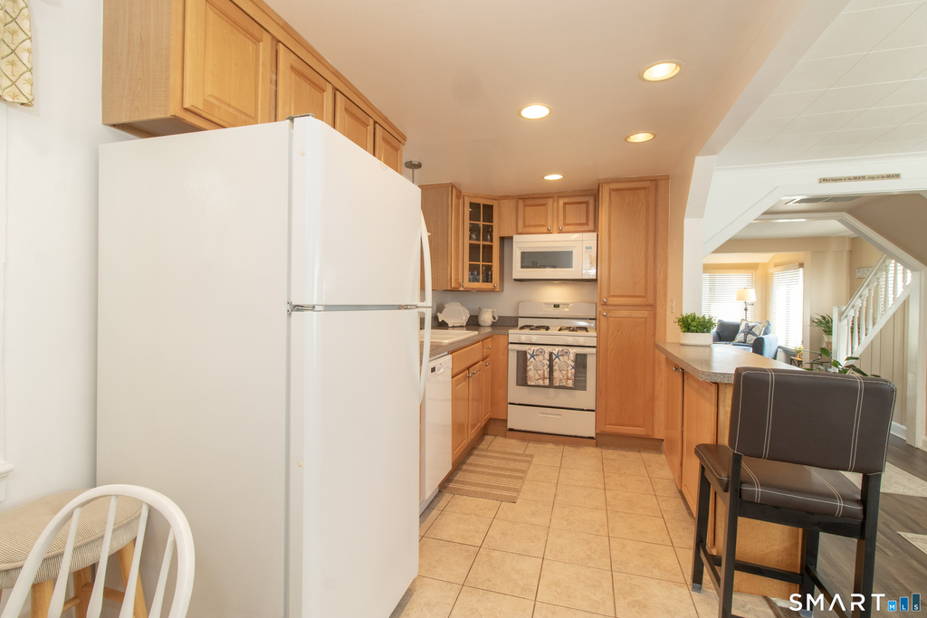 37 Lawrence Avenue - Photo 13