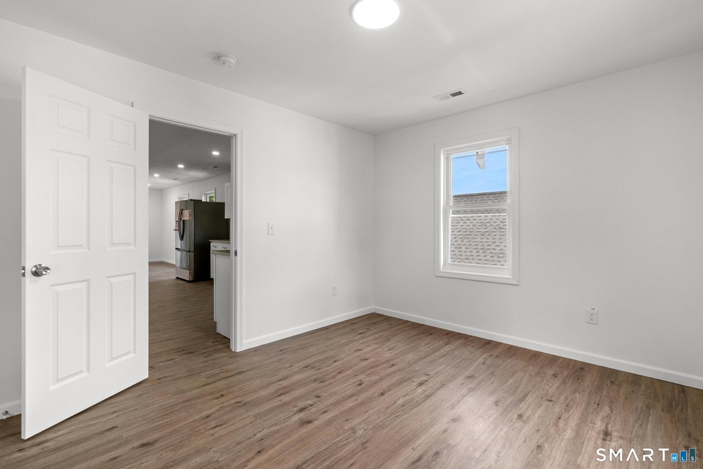16 Arch Street - Photo 7