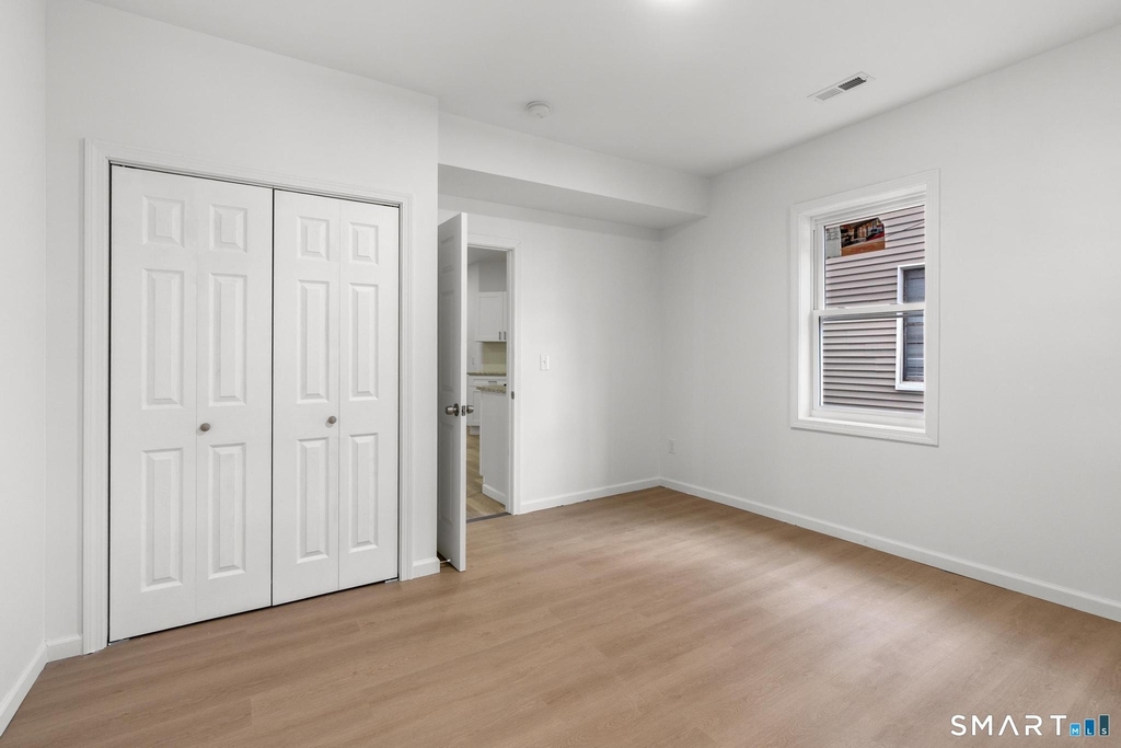16 Arch Street - Photo 8