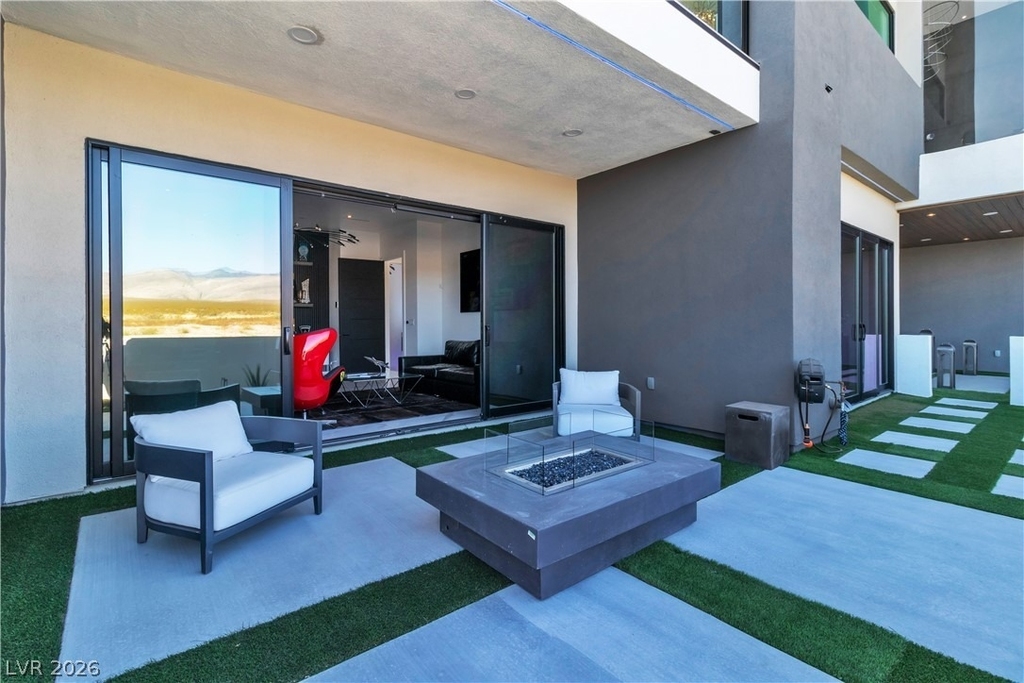 3266 S Spring Mountain Boulevard - Photo 9