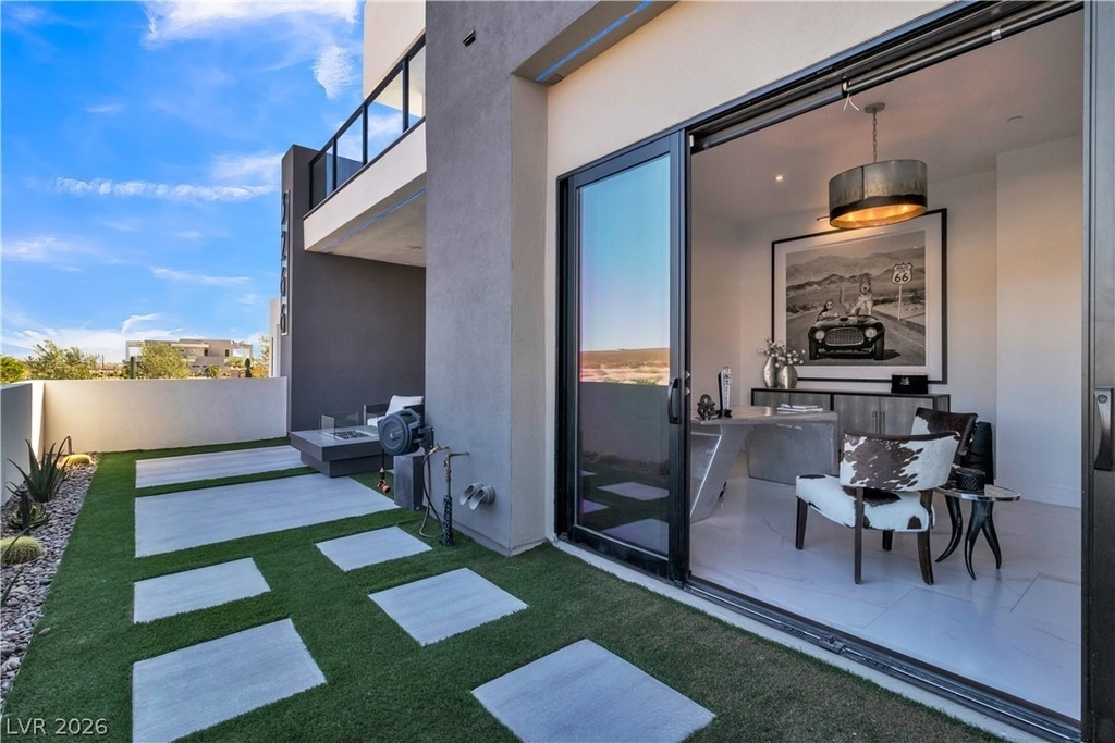 3266 S Spring Mountain Boulevard - Photo 8