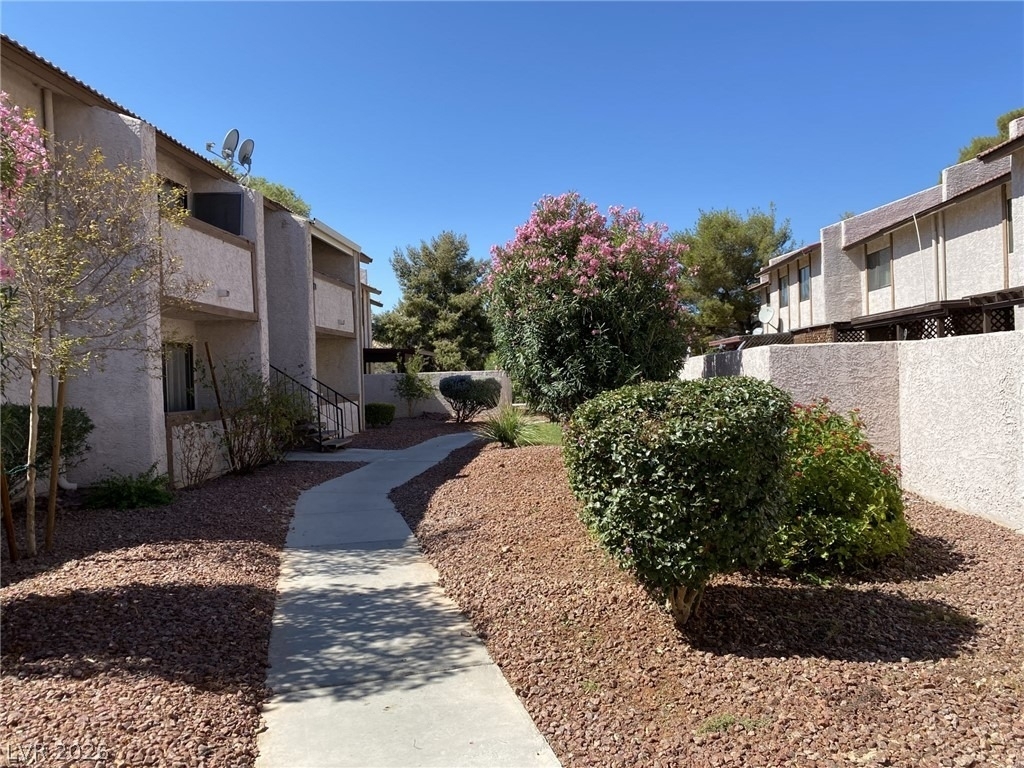 5243 Corinne Court - Photo 2