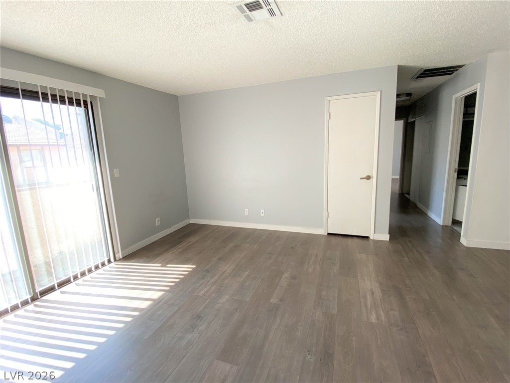 5243 Corinne Court - Photo 5