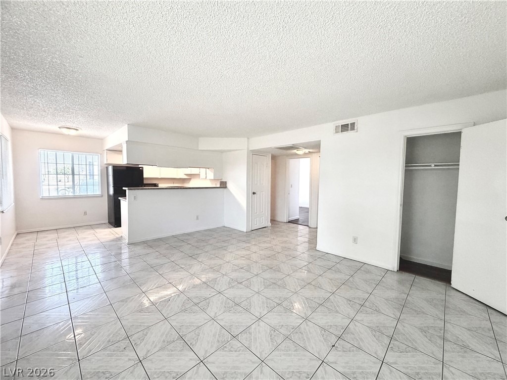 3427 E Cheyenne Avenue - Photo 6