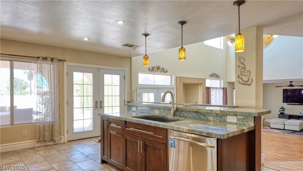 3704 N Campbell Road - Photo 11