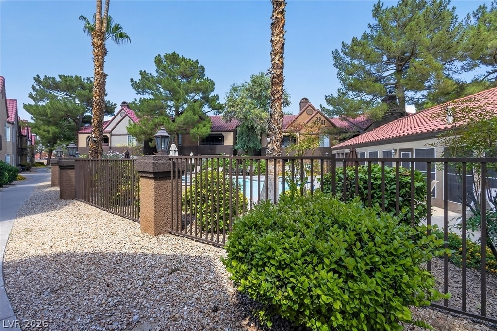 2200 S Fort Apache Road - Photo 14