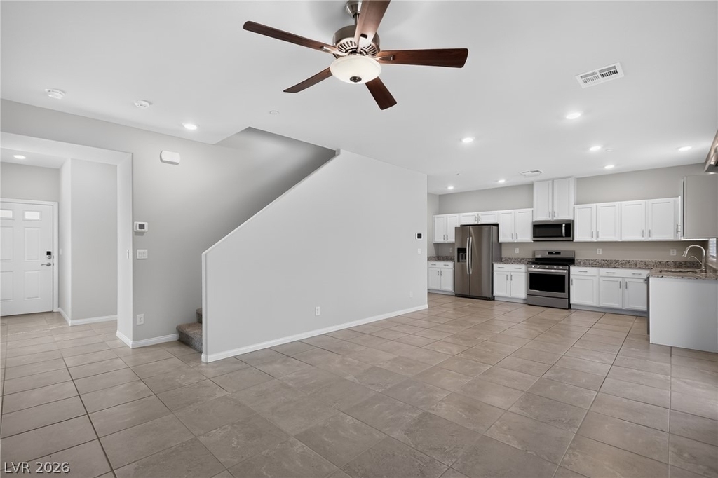 371 Scarlet Pine Court - Photo 1