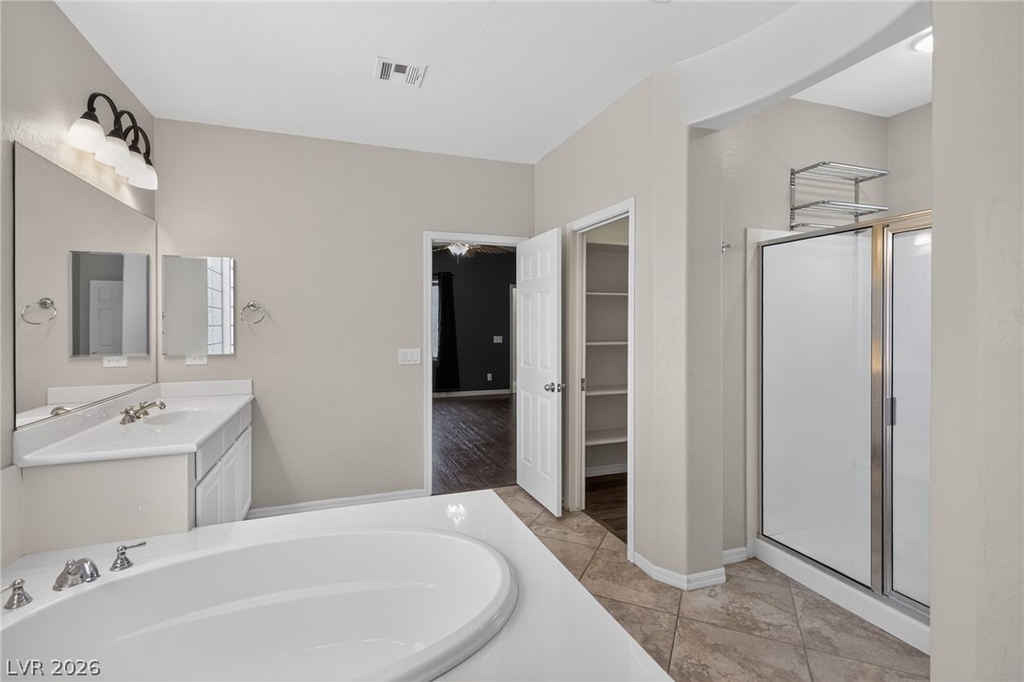 8606 Kennedy Heights Court - Photo 8