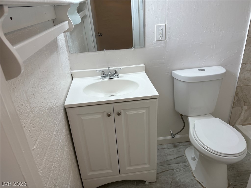 2125 Elm Avenue - Photo 4