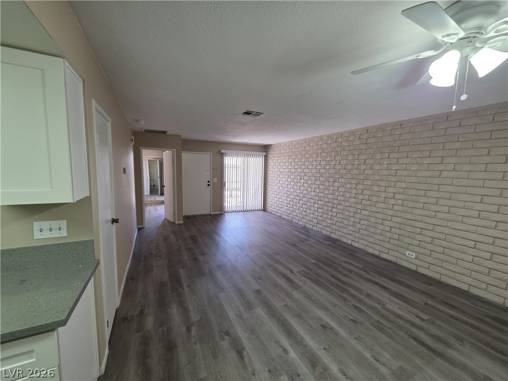 3009 Saint George Street - Photo 29