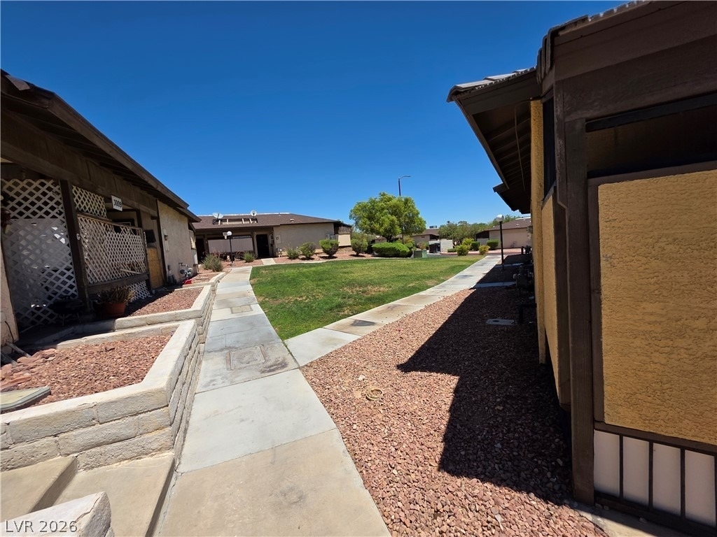 3009 Saint George Street - Photo 11