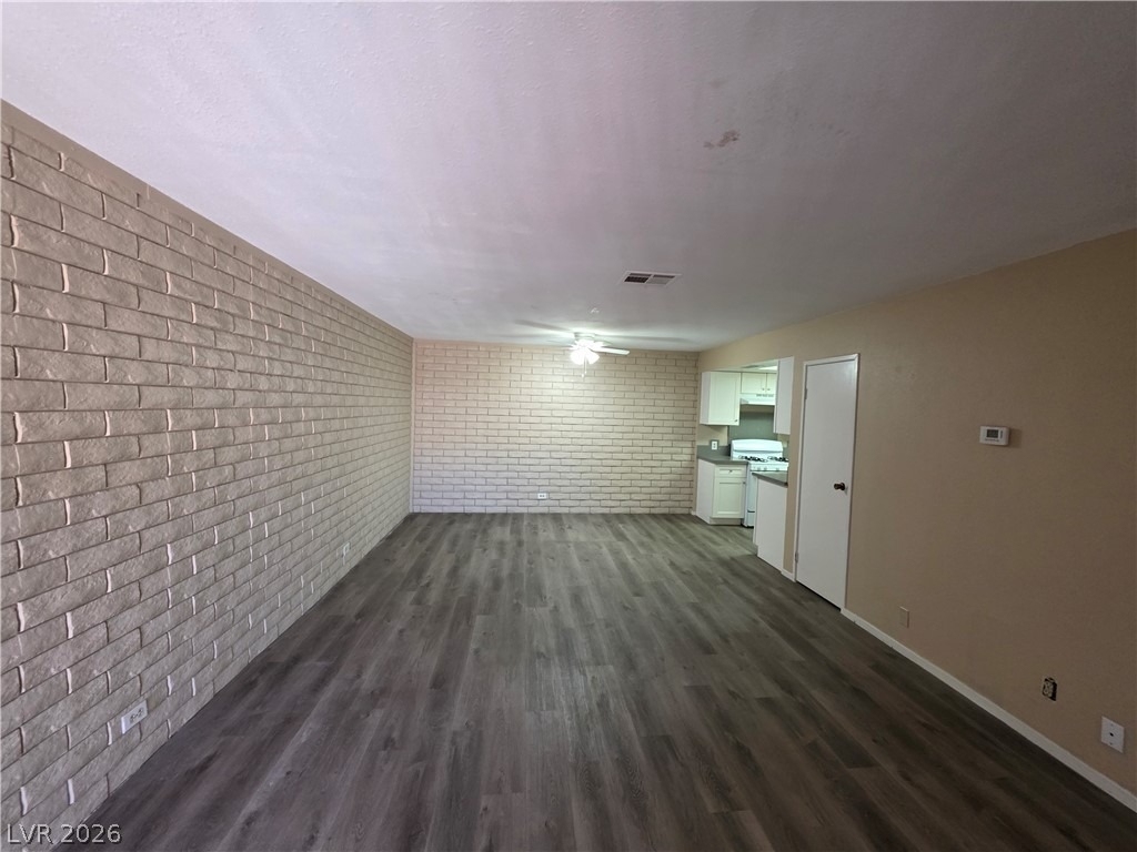 3009 Saint George Street - Photo 37