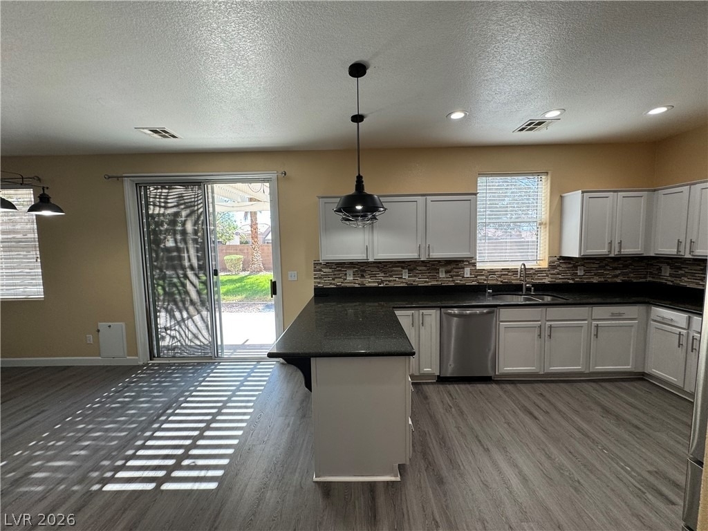749 Beach Park Street - Photo 5