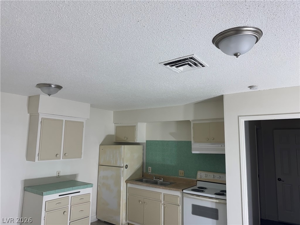 1808 Fairfield Avenue - Photo 6